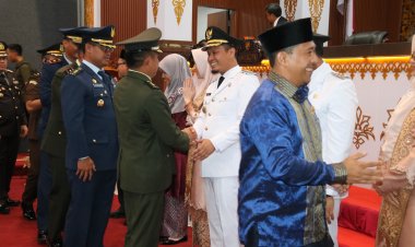 Kasdim 0301/Pbr Hadiri Rapat Paripurna Penyampaian Walikota dan Wakil Walikota Pekanbaru di DPRD Kota