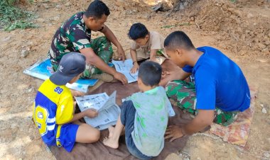 Tak Hanya Bangun Fisik, Satgas TMMD ke-127 Kodim 0301/Pekanbaru Tanamkan Semangat Belajar