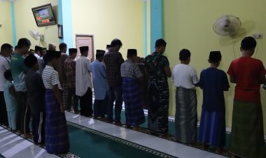 Satgas TMMD Tarawih Bersama Warga, Rajut Kebersamaan di Bulan Ramadhan