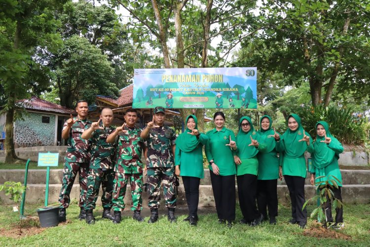 Dandim Hadiri Kegiatan Tanam Pohon HUT ke-80 Persit KCK di Danau Buatan