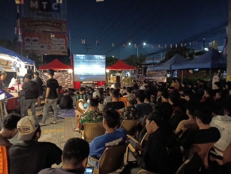 Kodim 0301/Pekanbaru Hadirkan Malam Penuh Kebersamaan Lewat Nobar Piala Dunia