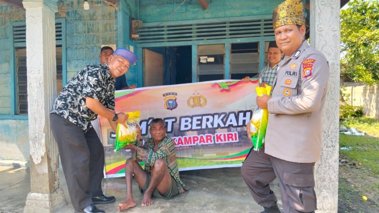 Jumat Berkah Polsek Kampar Kiri: Hadir di Tengah Warga, Bagi Beras Ringankan Beban Ekonomi Dua Desa